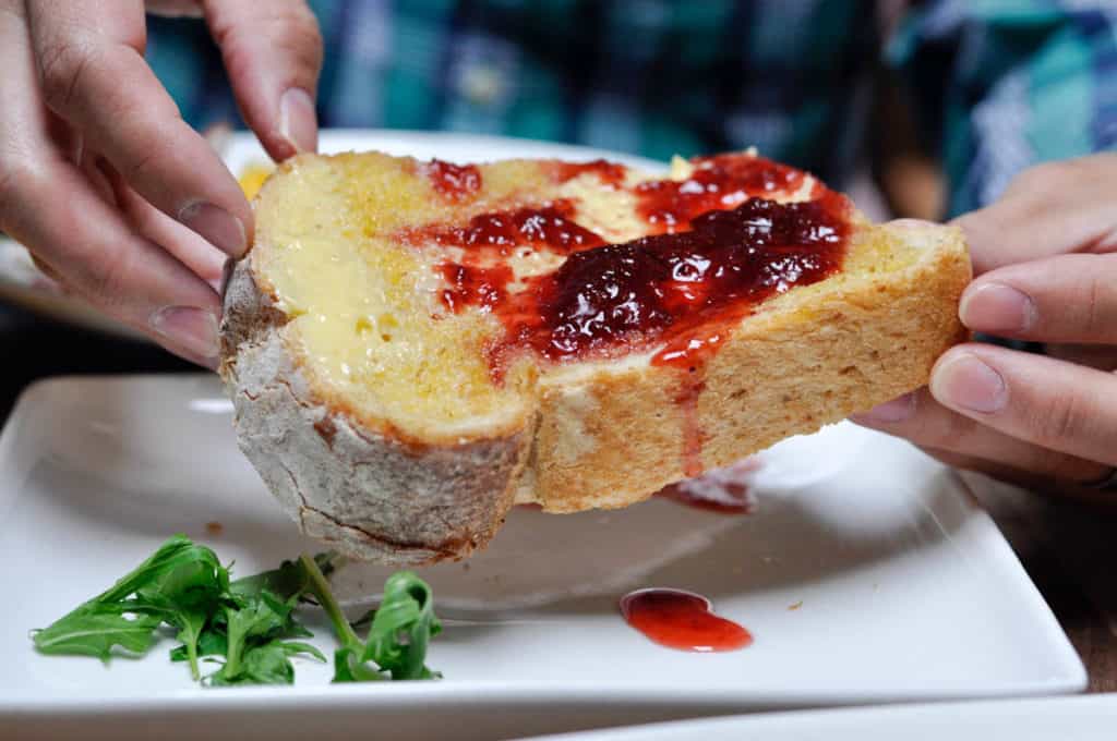 Slipstream in Washington DC has delicious pain levain recipe bread for all of their toasts - from avocado and goat cheese mousse to house-churned butter and housemade strawberry jam! San Francisco chef brings artisanal toast to DC.