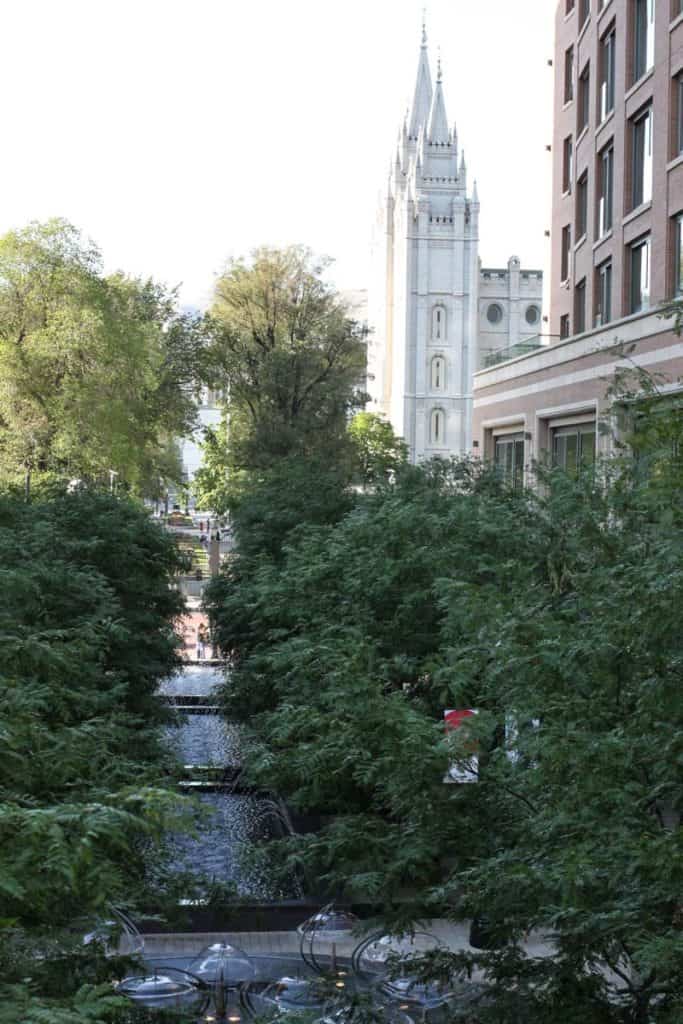 A comprehensive list of 101 things to do in Salt Lake City, Utah's capitol city.