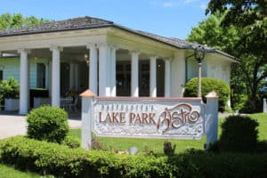 Female Foodie Milwaukee: Lake Park Bistro