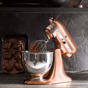 10 Gifts That Every Foodie Will Love | femalefodie.com