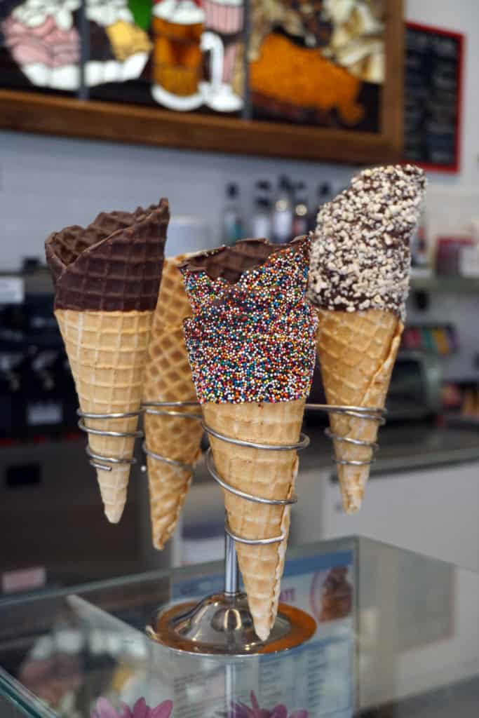 Bonnie Brae Ice Cream, an old-fashioned creamery, has been serving homemade ice cream for over 30 years!