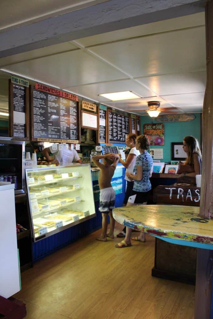 Waialua Bakery & Juice Bar sits cozy in the heart of the historic surf town of Hale'iwa and is one of my favorite restaurants for healthy & fresh options!