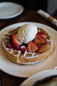 Top 8 spots for the best brunch in Orange County. Plum's Cafe in Costa Mesa serves delicious breakfast and brunch dishes with Pacific Northwest flair. Full post at femalefoodie.com.